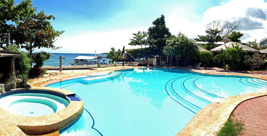 Blue Garden Resort Мактан Екстериор снимка