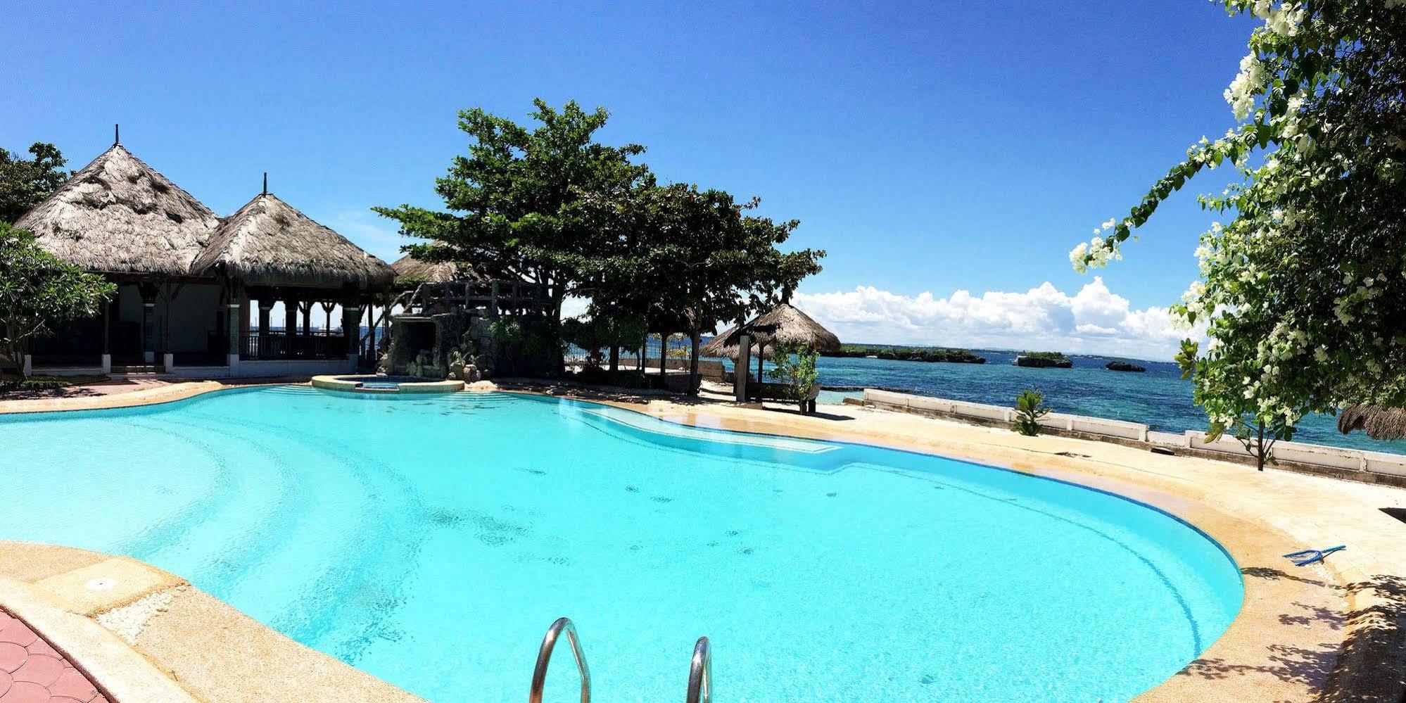 Blue Garden Resort Мактан Екстериор снимка
