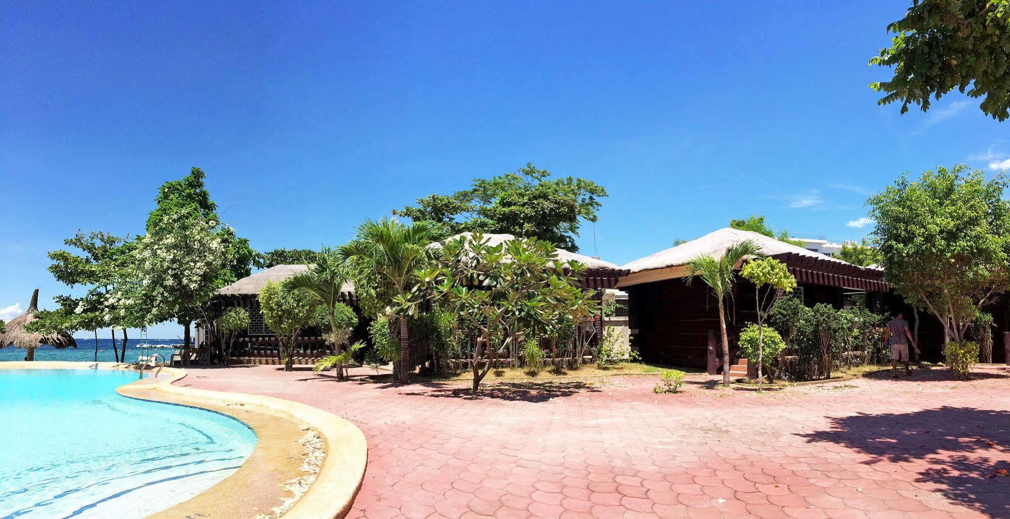 Blue Garden Resort Мактан Екстериор снимка
