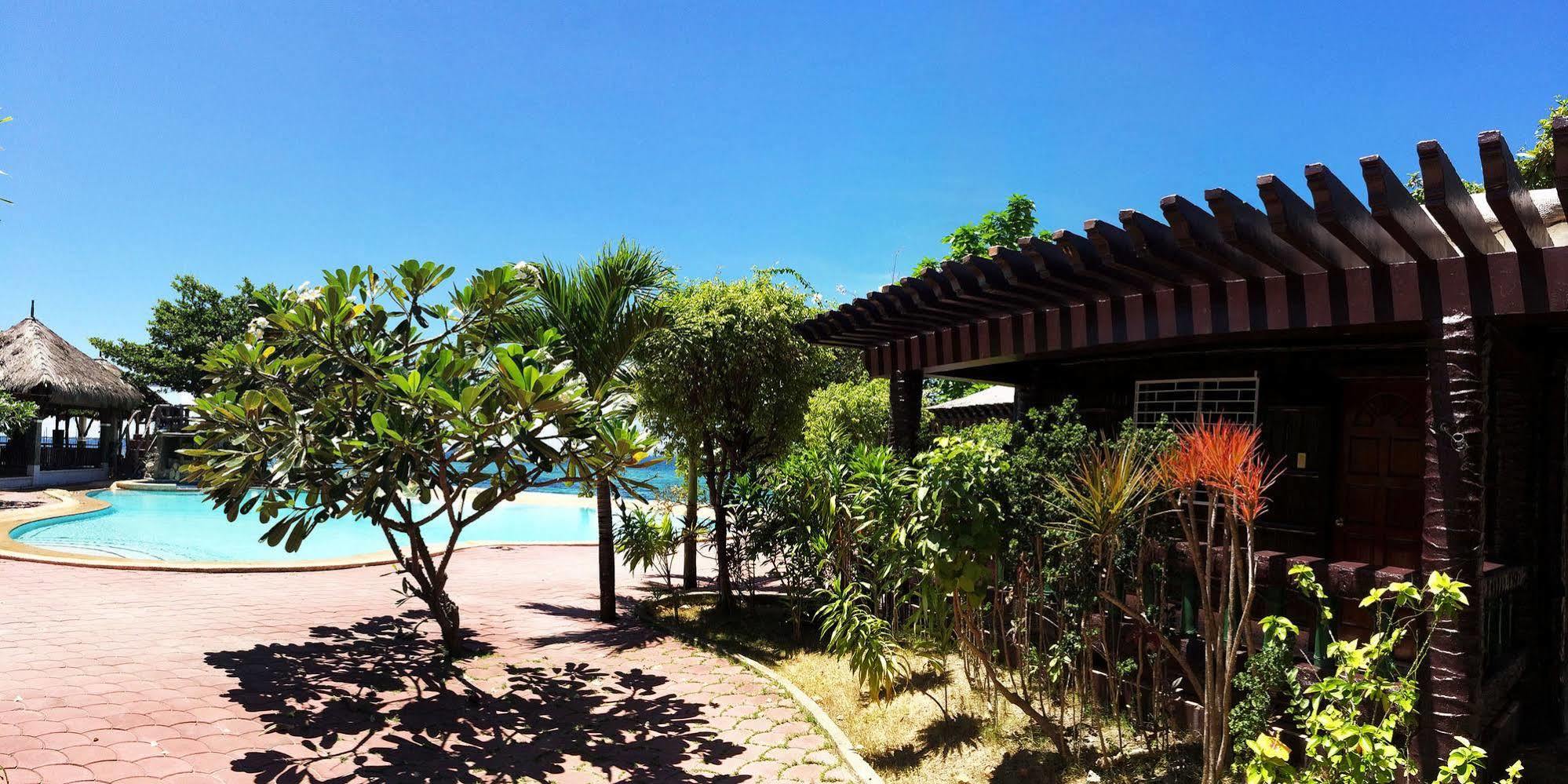 Blue Garden Resort Мактан Екстериор снимка